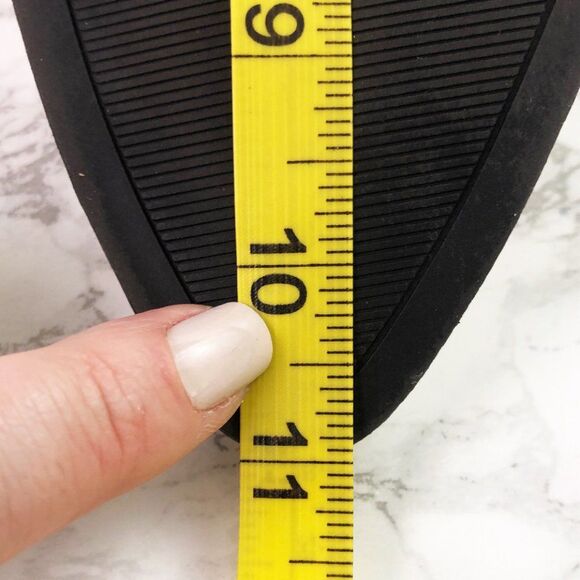 NWT Qupid Faux Snakeskin Pointed Toe Cut-Out Flats (10) Slip-On Python Booties - Picture 8 of 12